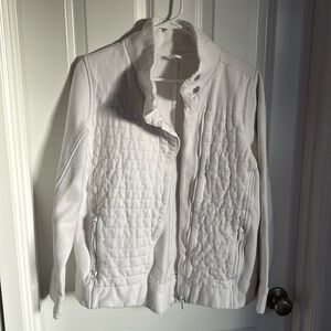 Lululemon Size 10 Women’s Fleece Be True Jacket with Diagonal Zipper in white
